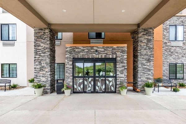 Sleep Inn & Suites West Des Moines near Jordan Creek Main image